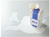 Đừng mãi đổ lỗi sữa bị hỏng, bị phồng  là do khâu bảo quản
