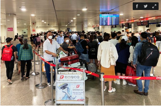 Hãng hàng không thu phí làm thủ tục nhanh ở Tân Sơn Nhất