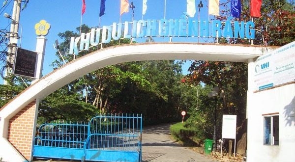 Khu du lịch Ghềnh Ráng 18 năm vẫn hoang hóa, trách nhiệm của… cả làng